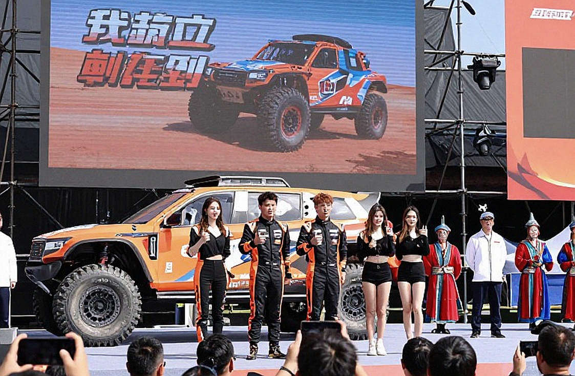 Piastri's 'No Magic Answers': MCL40's Narrow Window and McLaren's 63-Point Ledger